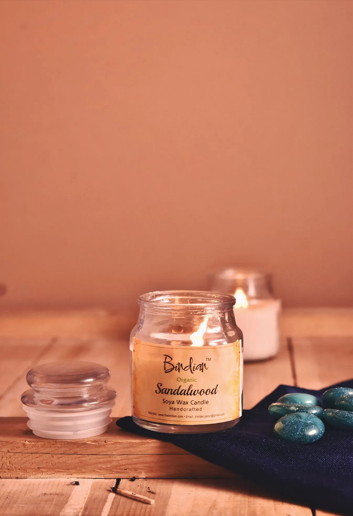 Sandalwood Flavour Scented Candle, 14-18 Hours Long Burning Time